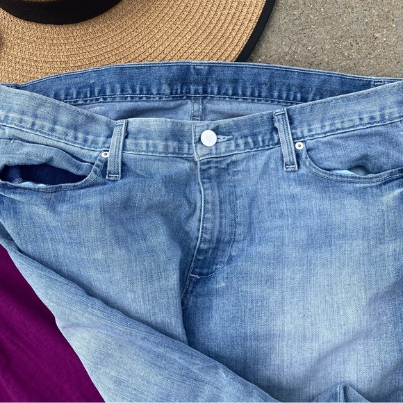 Calvin Klein Women’s Jeans - Picture 3 of 9